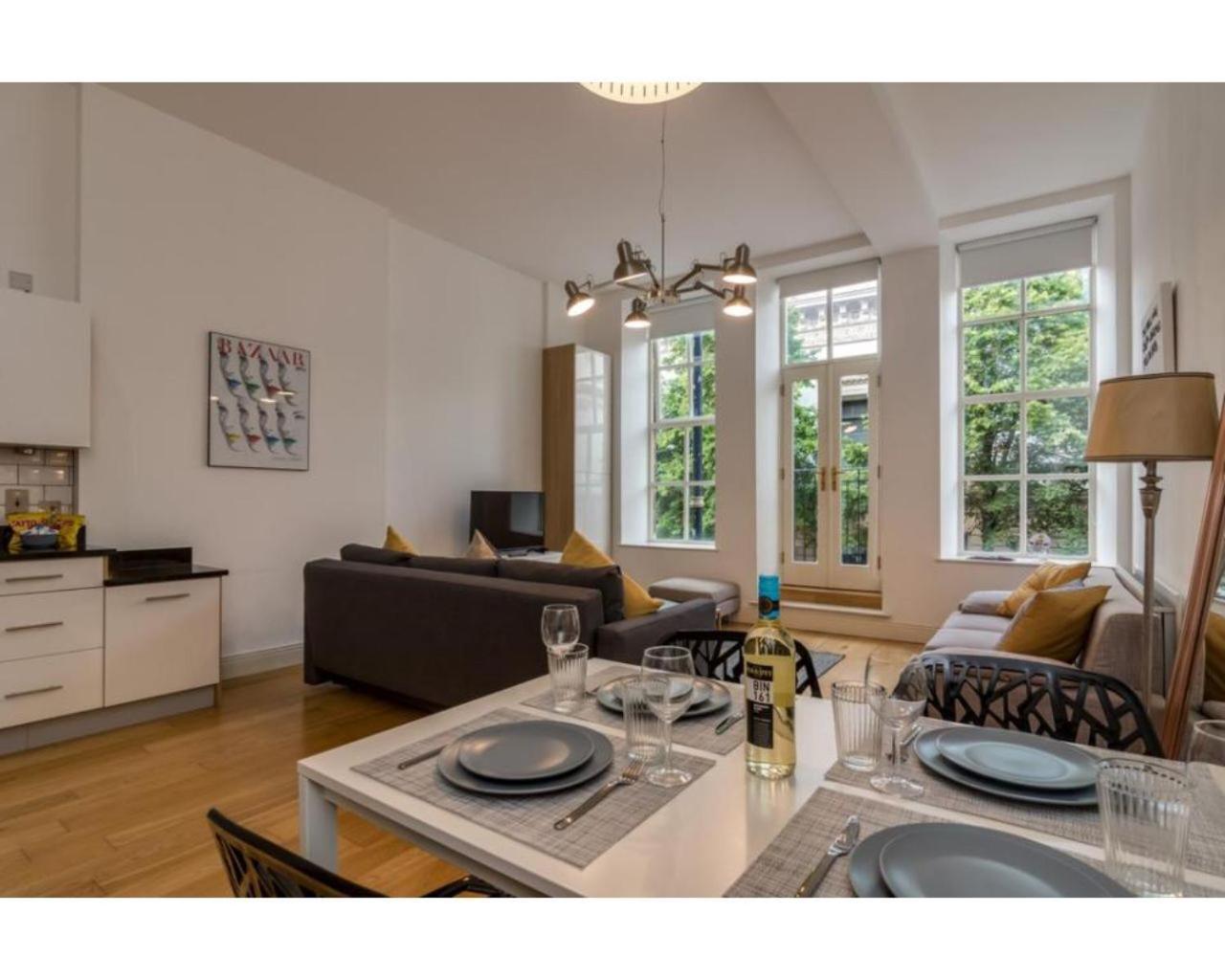 Fitzrovia Mansion Apartments In Belfast'S Cathedral Quarter Екстериор снимка